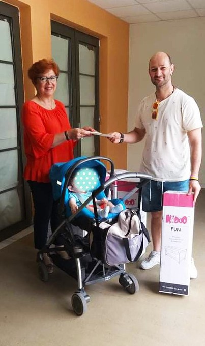 Φωτογραφία Παρκοκρέβατα σε οικογένειες του Δήμου Νάουσας